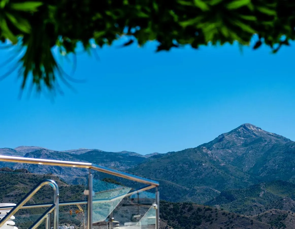 Hotel Toboso Chaparil Nerja Espanha