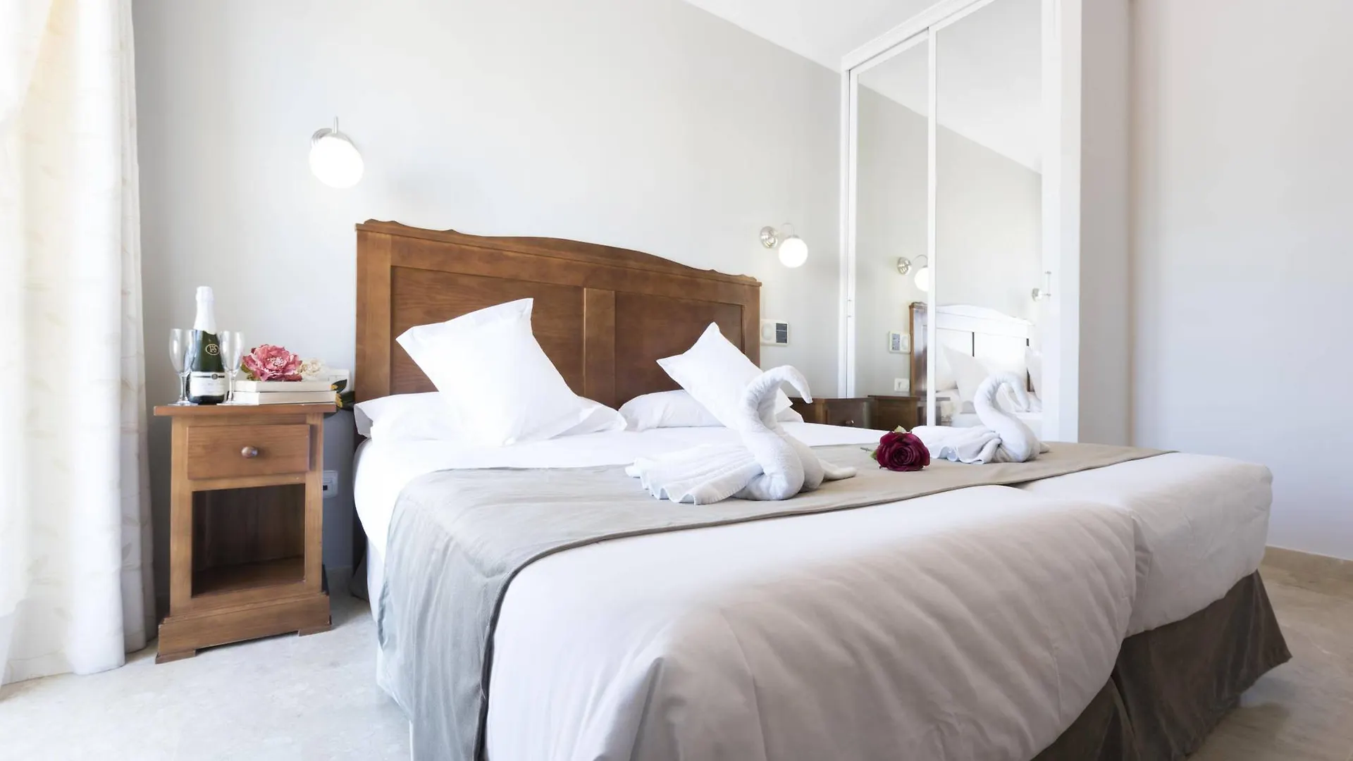 Hotel Toboso Chaparil Nerja 3*,  Spain